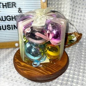 - 🐰 Michaels Stores Celebrate It Easter Colorful 10 Eggs Decor.